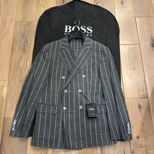Hugo Boss Grey Pinstripe Double Breasted Suit wool linen